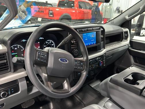 2023 Ford F-350 XL DRW