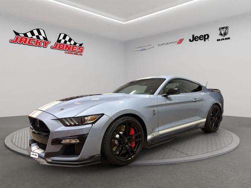 2022 Ford Shelby GT500 Base