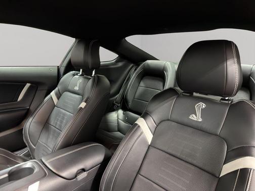 2022 Ford Shelby GT500 Base