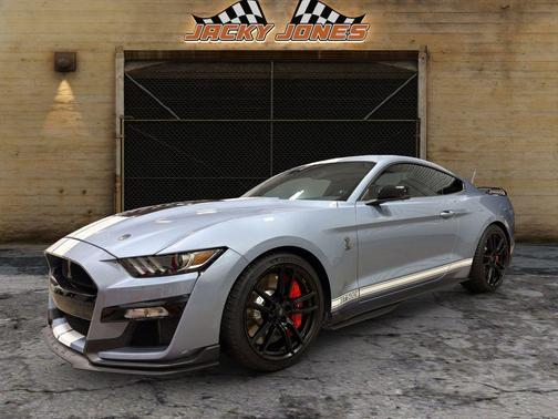2022 Ford Shelby GT500 Base