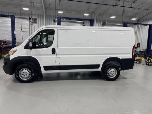 2025 RAM ProMaster 3500 Low Roof