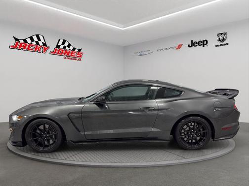 2020 Ford Shelby GT350 Base