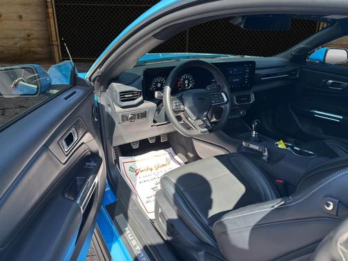 Grabber Blue 2025 Ford Mustang GT Premium