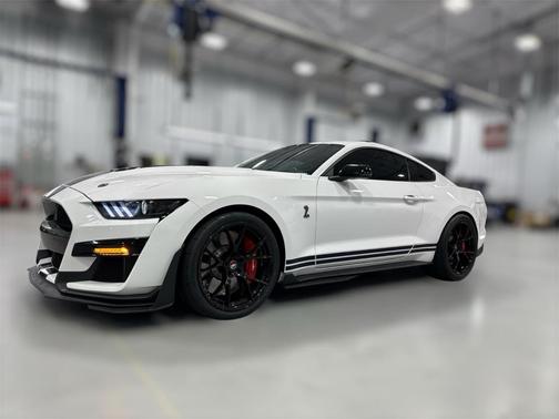 2020 Ford Shelby GT500 Base