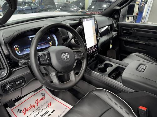 2025 RAM 2500 Rebel/Power Wagon