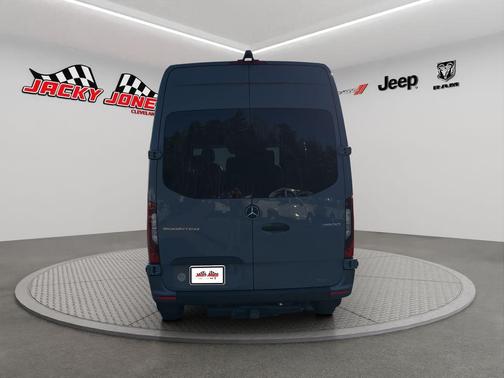 2022 Mercedes-Benz Sprinter 2500 ROOF