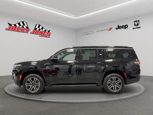 Gloss Black 2026 Jeep Grand Wagoneer Base