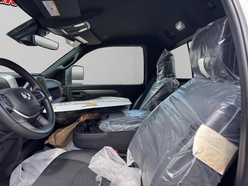 Bright White Clearcoat 2025 RAM 3500 Tradesman