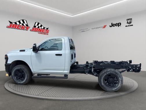 Bright White Clearcoat 2025 RAM 3500 Tradesman