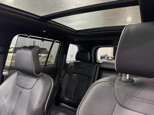 2023 Jeep Grand Cherokee Summit