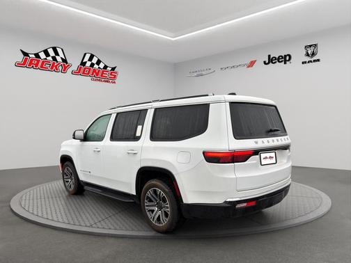 Bright White Clearcoat 2024 Jeep Wagoneer Series II