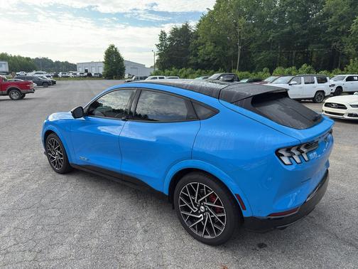 2021 Ford Mustang Mach-E GT