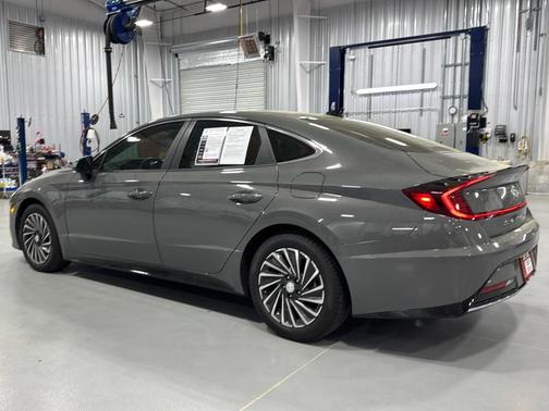 2022 Hyundai SONATA Hybrid SEL