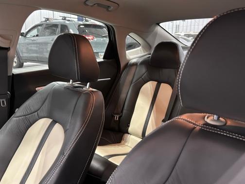 2022 Hyundai SONATA Hybrid SEL