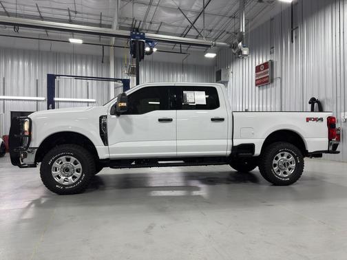 2023 Ford F-250 XLT