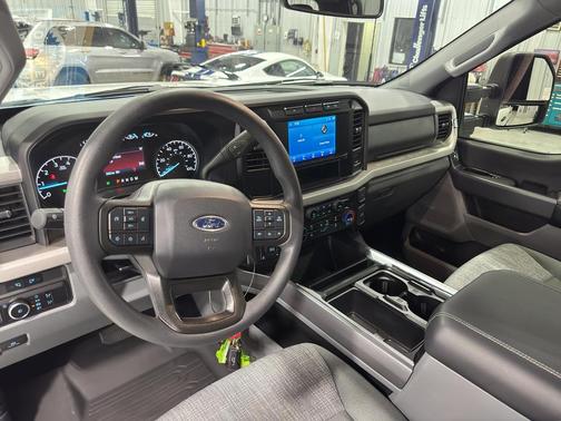 2023 Ford F-250 XLT