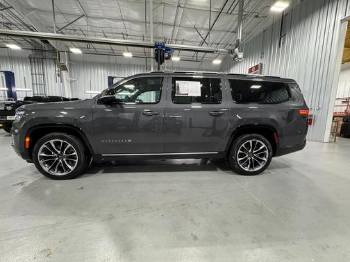 2024 Jeep Wagoneer L Series III
