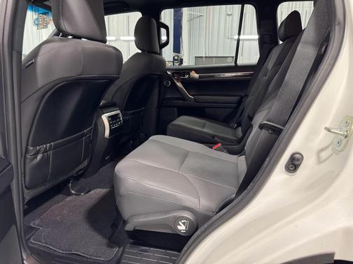 2023 Lexus GX 460 Base