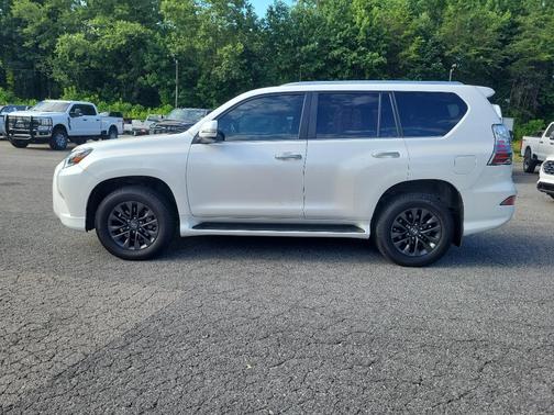 2023 Lexus GX 460 Base
