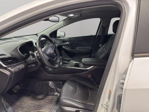 2018 Chevrolet Volt Premier