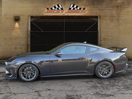 2024 Ford Mustang Dark Horse
