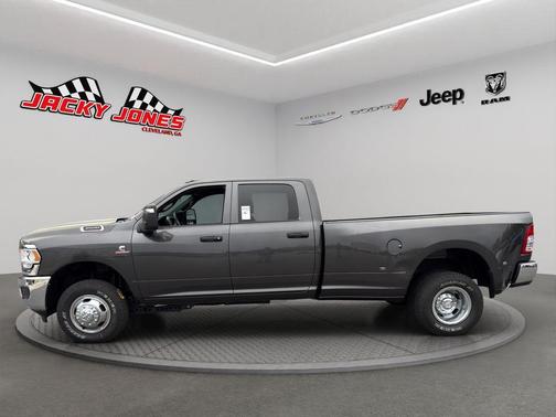 Granite Crystal Clearcoat Metallic 2024 RAM 3500 Tradesman