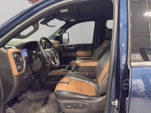 Northsky Blue Metallic 2022 Chevrolet Silverado 3500 High Country