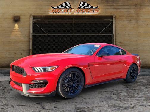 2017 Ford Shelby GT350 Base