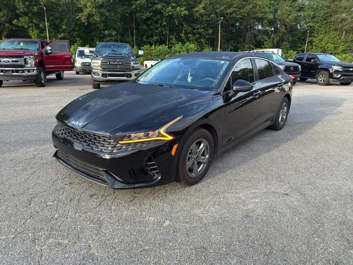 2022 Kia K5 LXS