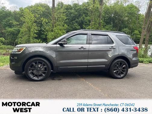 Magnetic Metallic 2018 Ford Explorer XLT
