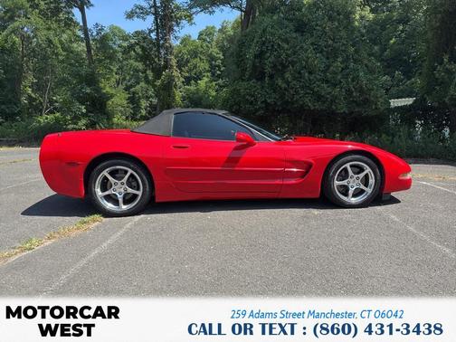 2001 Chevrolet Corvette Base