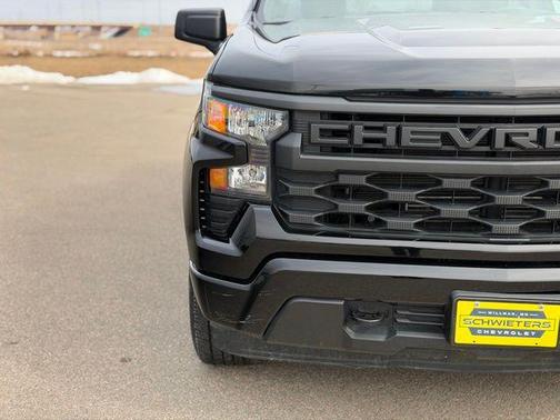 2023 Chevrolet Silverado 1500 Custom