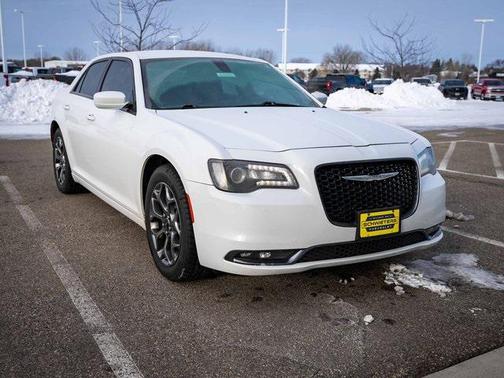 2017 Chrysler 300 S