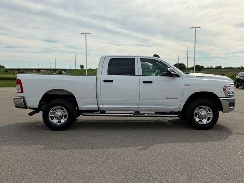 Bright White Clearcoat 2021 RAM 2500 Tradesman Crew Cab 4x4 6'4' Box