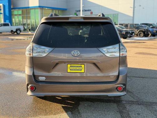 2015 Toyota Sienna SE