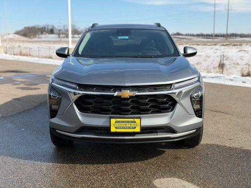 Sterling Gray Metallic 2026 Chevrolet Trax LT