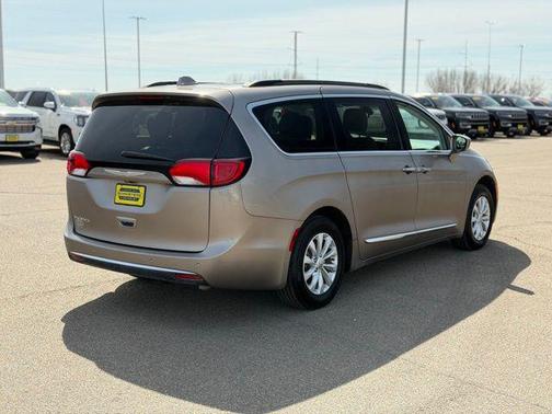 Molten Silver 2017 Chrysler Pacifica Touring-L