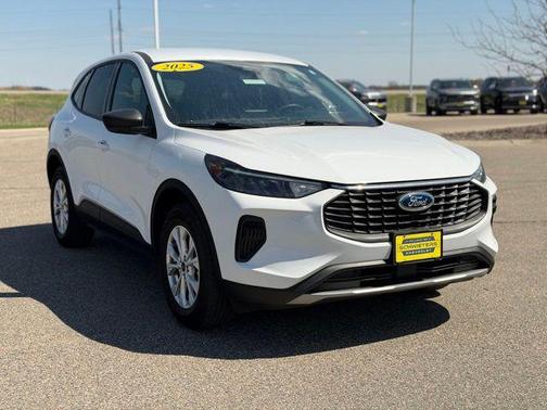 Oxford White 2025 Ford Escape Active
