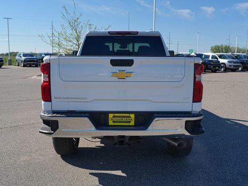 Summit White 2026 Chevrolet Silverado 3500 LT
