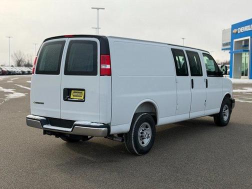 2025 Chevrolet Express 3500 RWD 3500 Extended Wheelbase WT