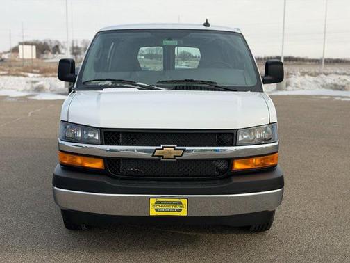 2025 Chevrolet Express 3500 RWD 3500 Extended Wheelbase WT