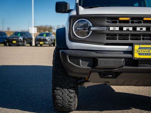 2025 Ford Bronco Base