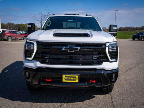 Summit White 2026 Chevrolet Silverado 3500 LT