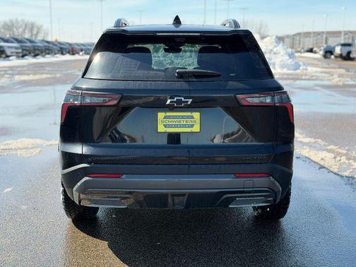 Mosaic Black Metallic 2026 Chevrolet Equinox AWD ACTIV