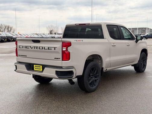 White Sands 2026 Chevrolet Silverado 1500 RST