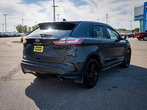 2021 Ford Edge ST Line