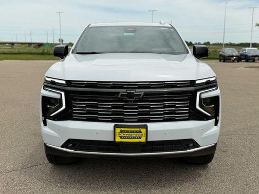 Polar White Tricoat 2026 Chevrolet Suburban High Country, 4WD