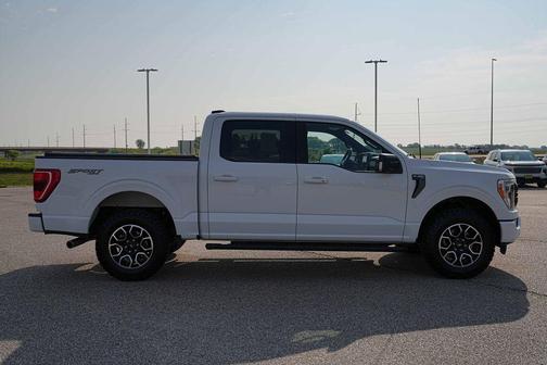 Oxford White 2023 Ford F-150 XLT