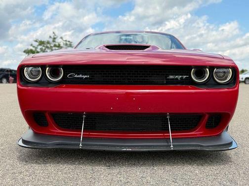 Redline Red Tricoat Pearl 2015 Dodge Challenger SRT Hellcat