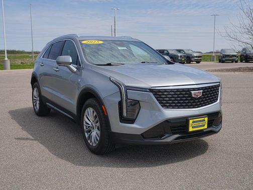 Argent Silver Metallic 2025 Cadillac XT4 Premium Luxury